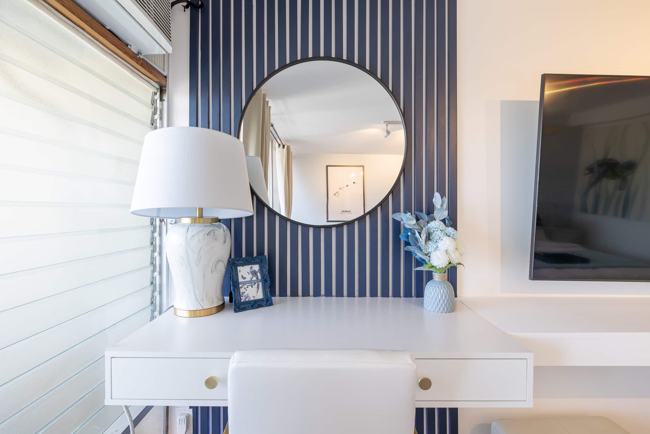 Condo in Honolulu · ★4.83 · 1 bedroom · 2 beds · 1 private bath - Image 18
