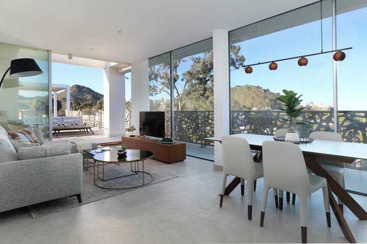 Charles Kent Golf Properties managed Airbnb listing 1