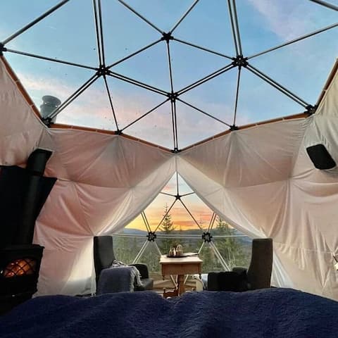 Arctic dome Hoset