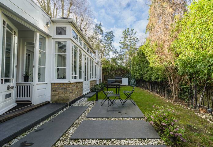 Unique private loft-style house in St Johns Wood gallery image 5