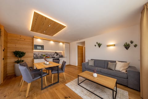 Top Airbnb: FESH LIVING 3 - smart alpine apartment nahe Kaprun in Piesendorf