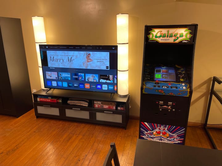 Motel Arcadia: Unique Downtown Efficiency - Atlanta, IL
