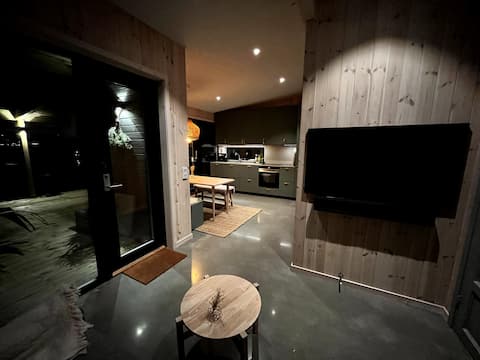 Top performing Airbnb: Cottage by the sea in Danderyd