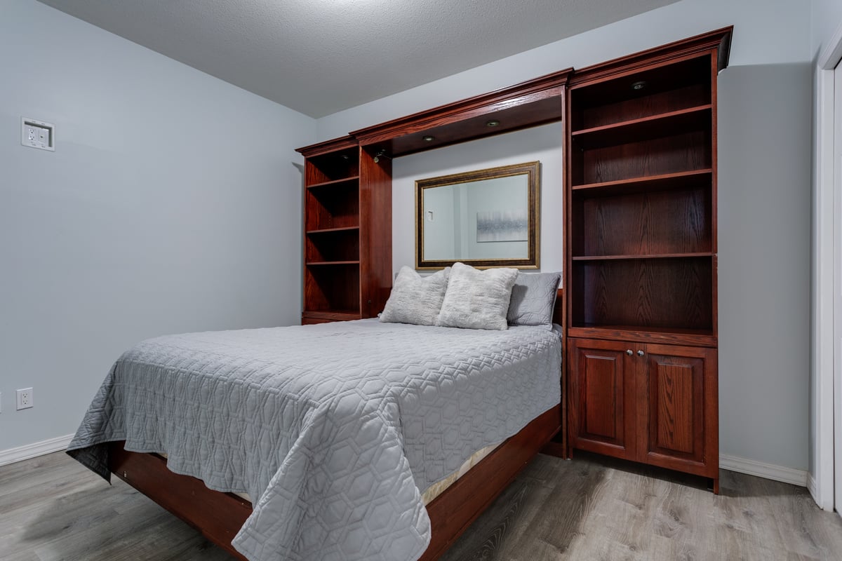 Tercer dormitorio, cama tamaño queen