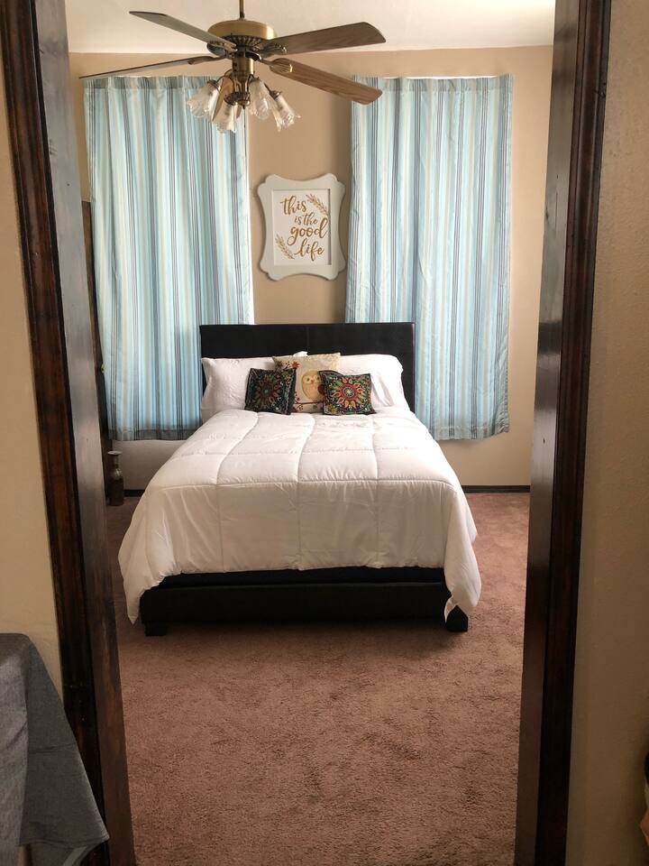 historical mound's Airbnb Apartments for Rent in Mounds, Oklahoma