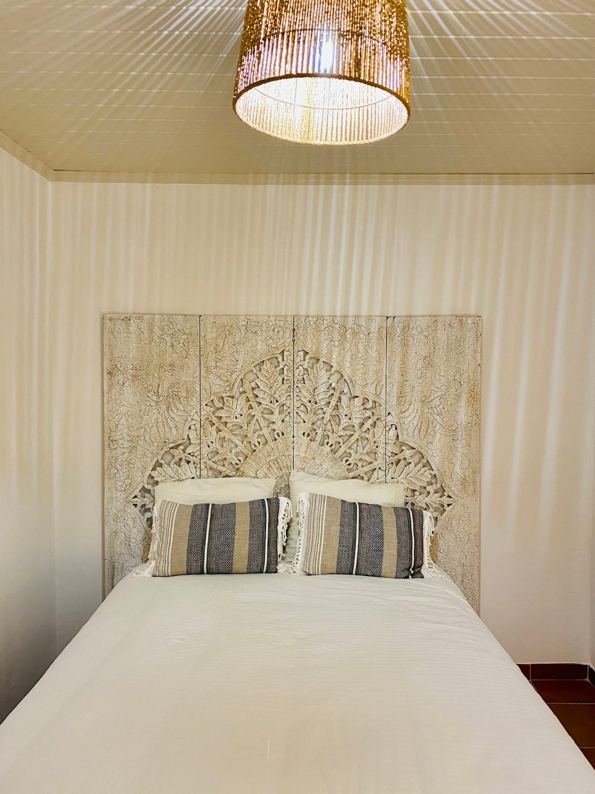 Chambre avec lit double