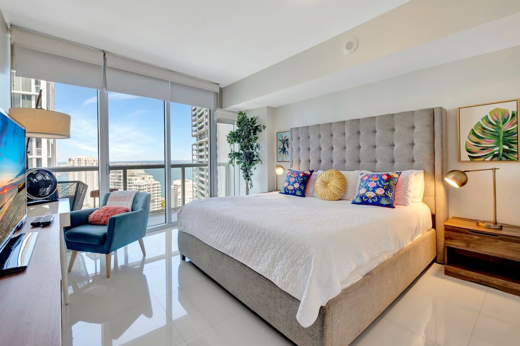 Airbnb ICON 2B|1B Ocean View - W Hotel Amenities