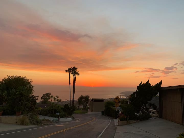 Private 3b House W/ Panoramic Ocean / Canyon Views, Driveway Parking For 5 Cars - Laguna Beach