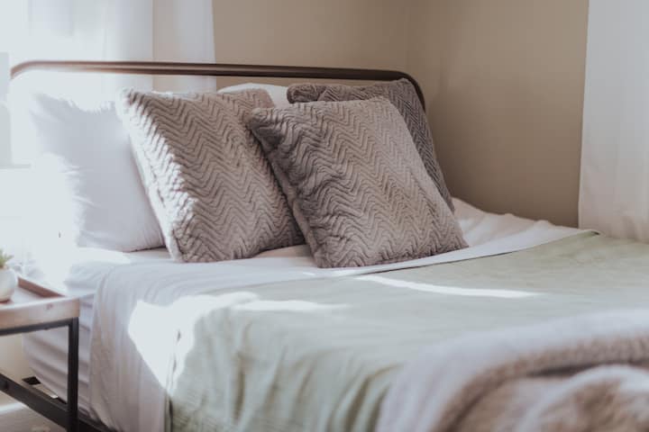 غرفة النوم 2