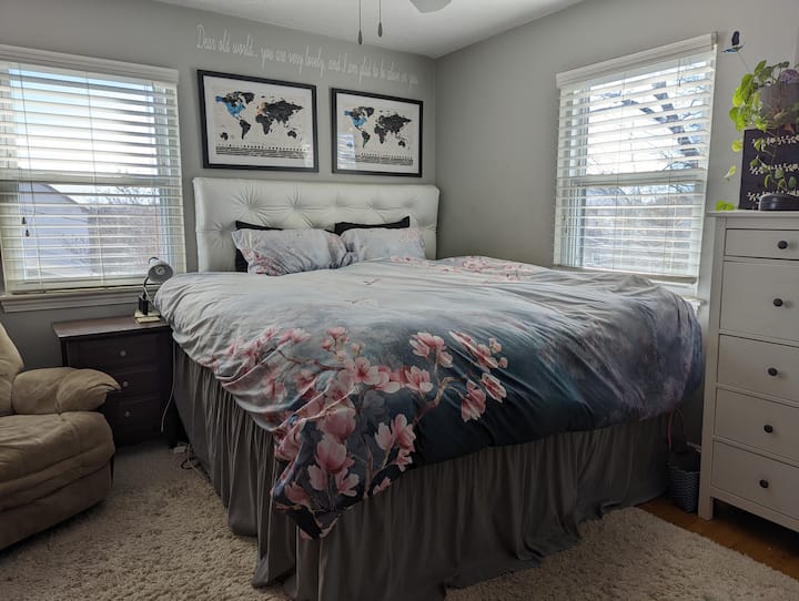 Family Friendly Home in Walkable Area Near Parks Houses for Rent in
