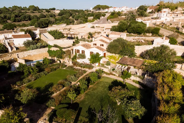 A rural retreat in Menorca gallery image 4