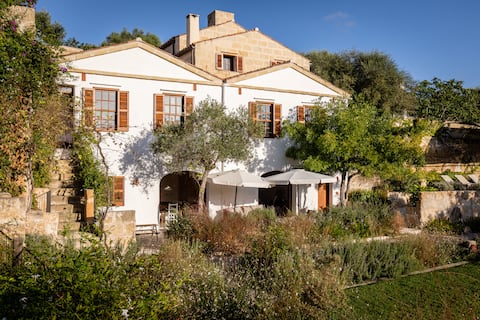 A rural retreat in Menorca
