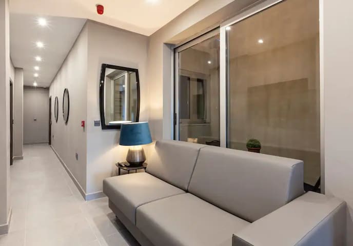 Guesthouse Forty Eight managed Airbnb listing 2