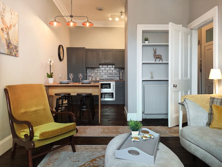Beautiful Georgian New Town 2 Bed Apartment - Edinburgh