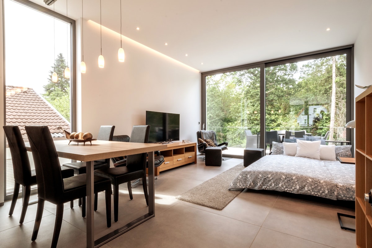 Divan gjumi i tërhequr në zonën e ndenjjes 160cmx200cm