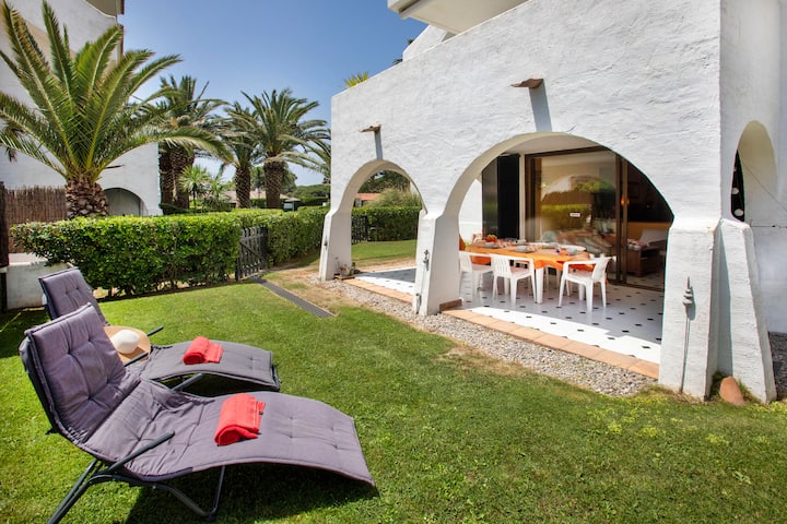 Jardin Privado Y Piscina . - Pals