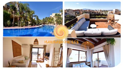 Marinas Sunset - Your duplex with private rooftop!