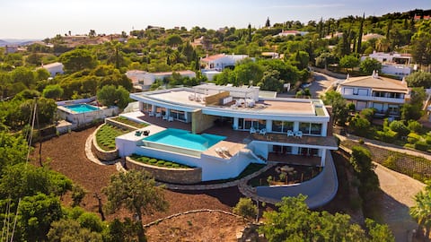 The View - 6 Bedroom Villa