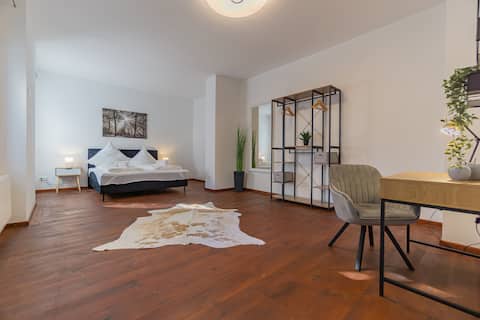 Large city villa, 190m2, 3 bedrooms, Netflix