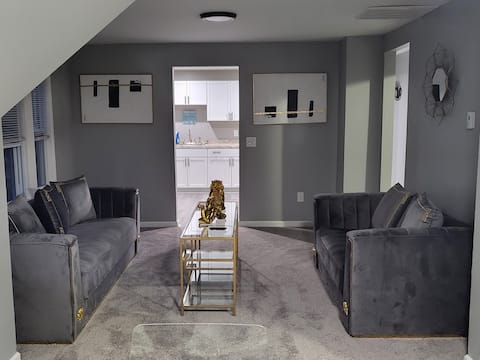 3 bedroom unit, 9 mins from Highmark Stadium