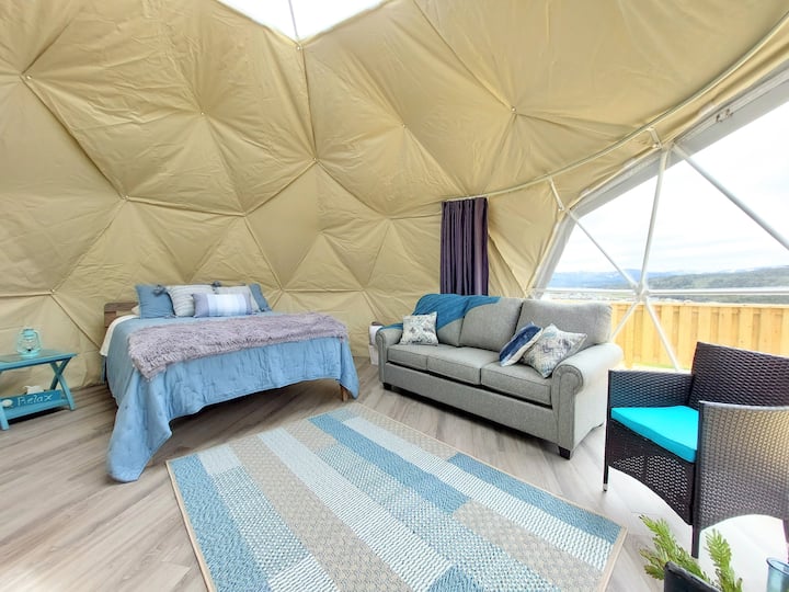 Hilltop Gros Morne Glamping (3/6) Dome houses for Rent in Trout