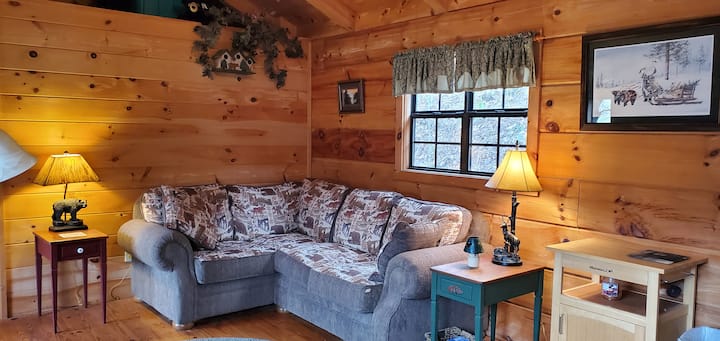 The Kenmar Cabin At Mountain Dell-cozy Cabin - Waynesville, NC