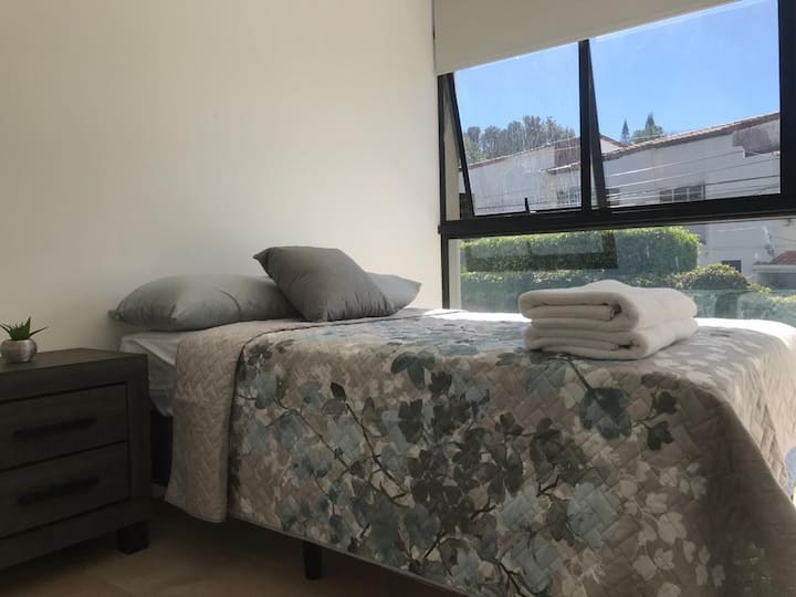 Additional room with queen size bed,
blockout curtains.