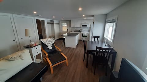 Centrally Located, Private 1  Bedroom Suite