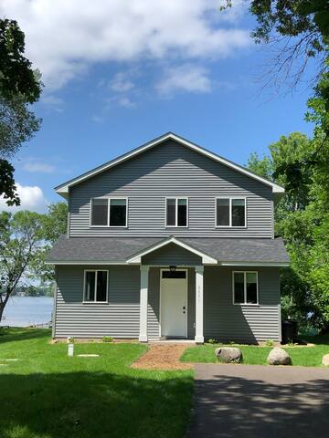 Year-round enjoyment with all the comforts of home gallery image 3