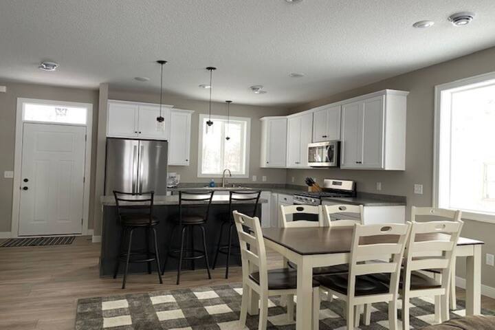 Year-round enjoyment with all the comforts of home gallery image 4