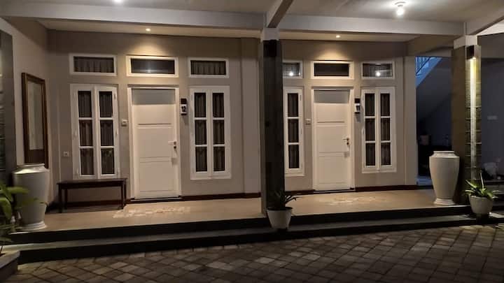 საძინებელი 2