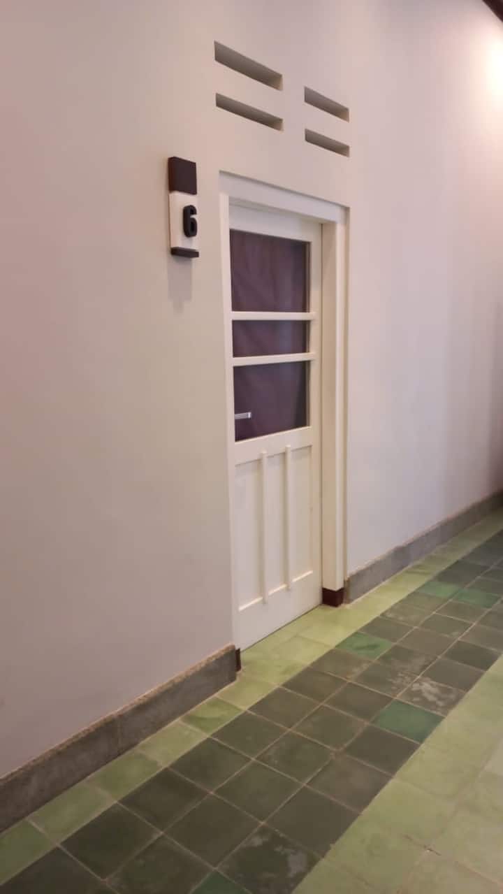 საძინებელი 1