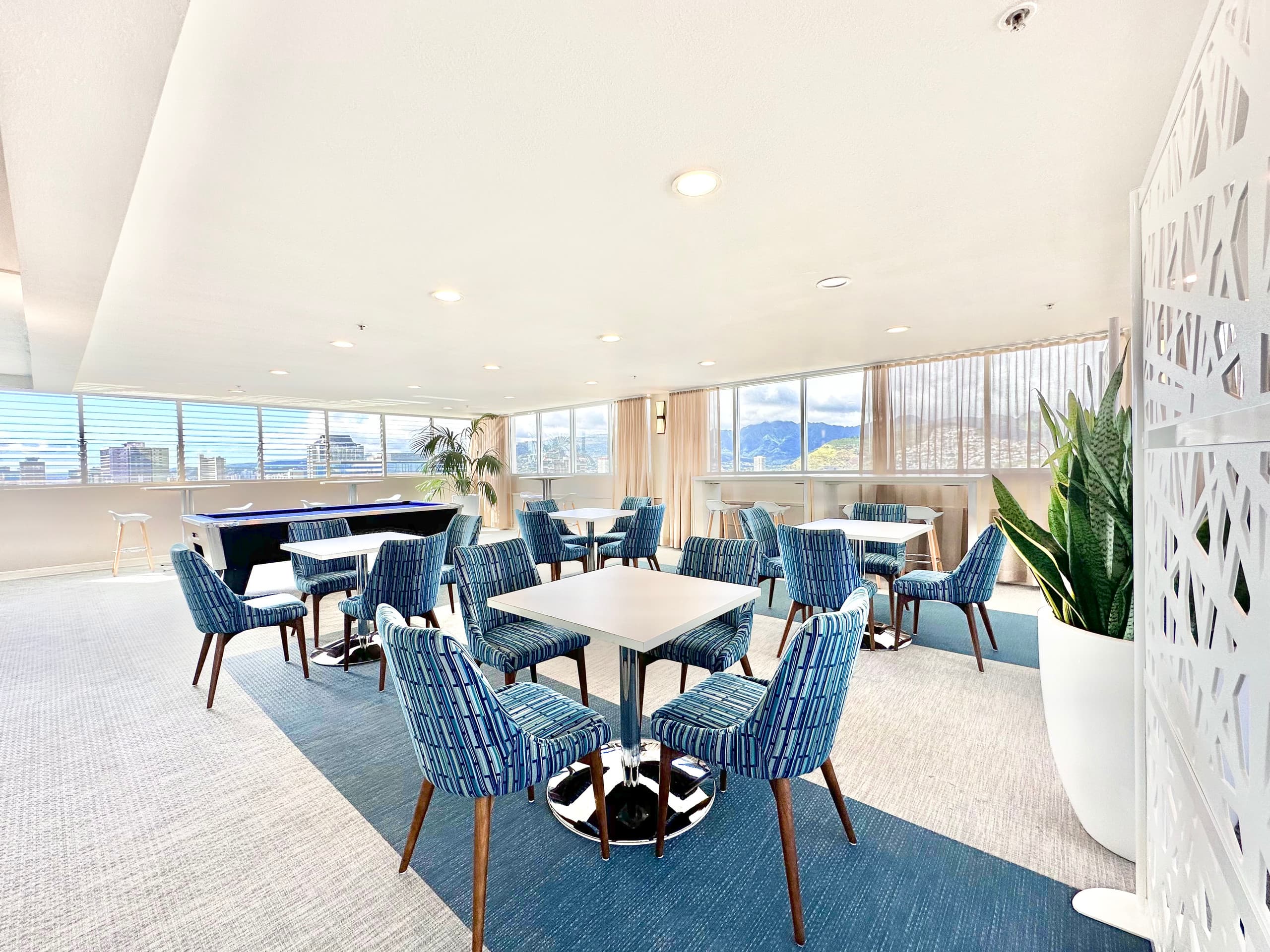 Condo in Honolulu · ★4.79 · 2 bedrooms · 2 beds · 1 private bath - Image 66