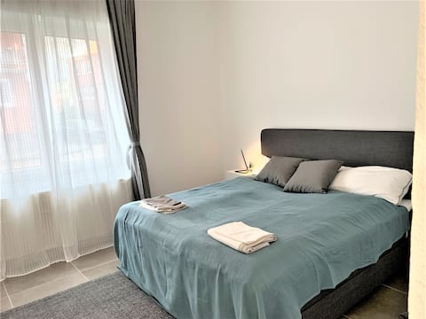 Beliebte Airbnb-Anzeige: Stylishly furnished apartment in Essen-Südviertel in Südviertel