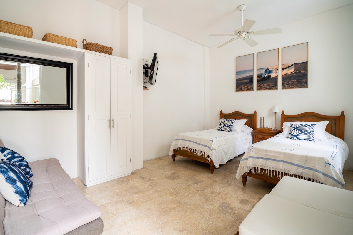 საძინებელი 1