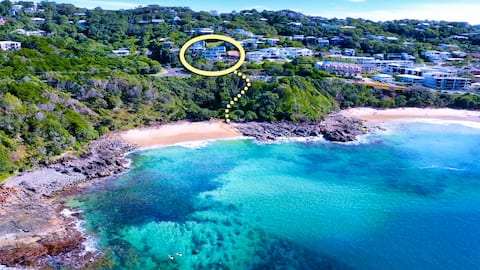 Top performing Airbnb: Romantic Beachfront Apartment with Ocean Views in Coolum Beach