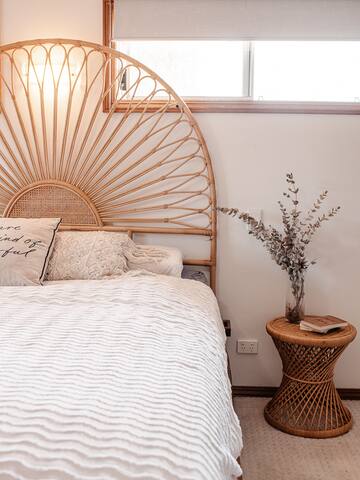 Wonderfully Lost Coastal Retreat | Family Friendly gallery image 4