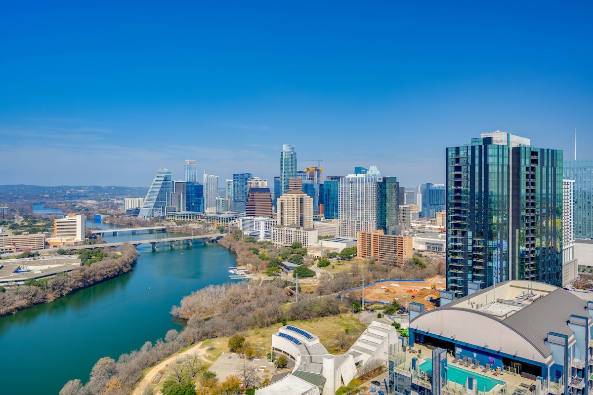 New High Rise 2 Bedroom Condo Rainey District