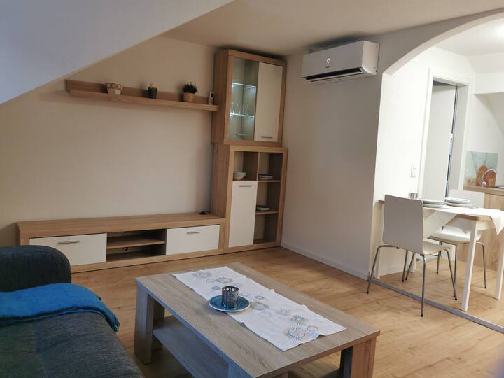 Gemütliche Single-dg-wohnung - Koblenz