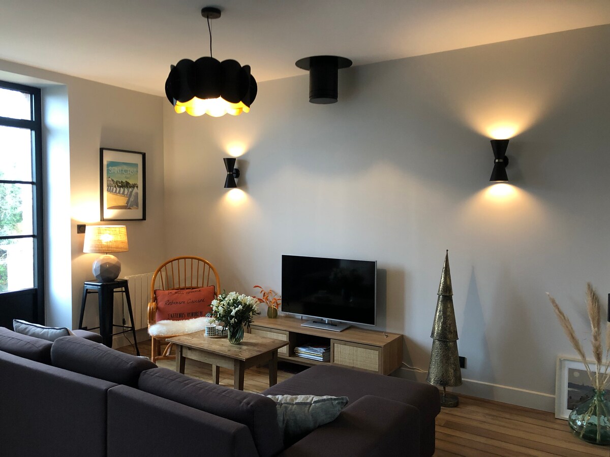 Airbnb performant: Bourgeois House with Sea View 600 m from the main beach à Saint Cast Le Guildo