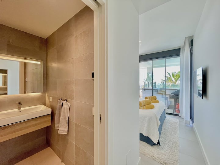 Chumba cha kulala na kilicho na kila kitu