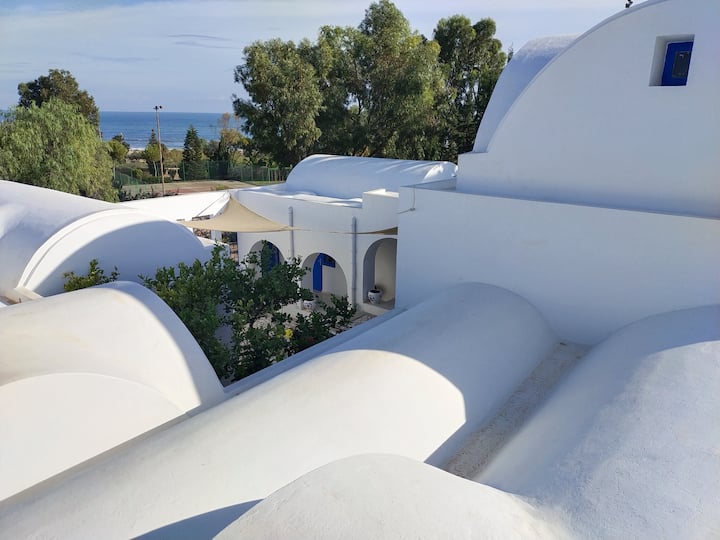 Large villa with traditional Arabic architecture Villas for Rent in Hergla, Sousse, Tunisia