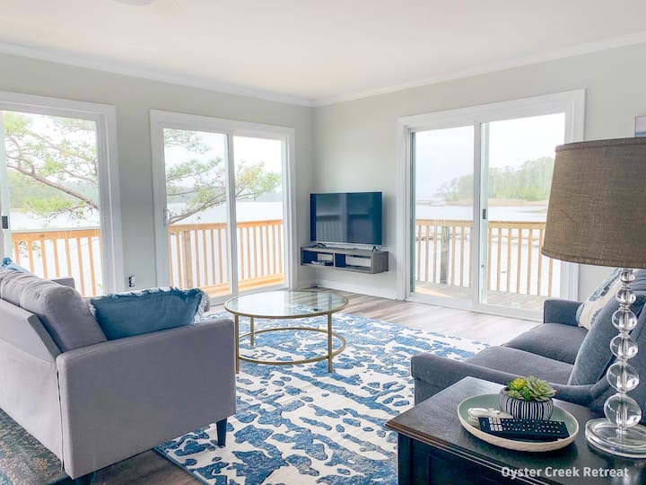 Main Floor Living Area