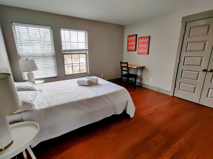 ºBlossom Roomº Near OSU Greater CBUS Clintonville Guesthouses for