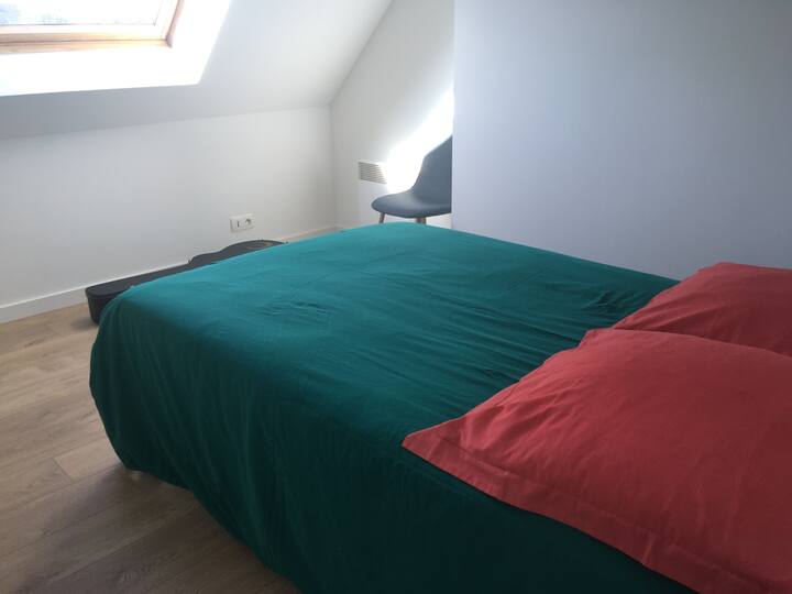 ห้องนอนชั้น