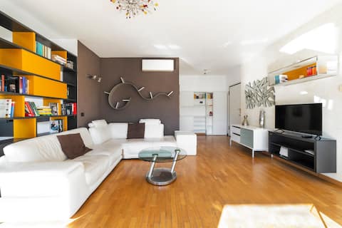 Milano Rogoredo apartment with garage!