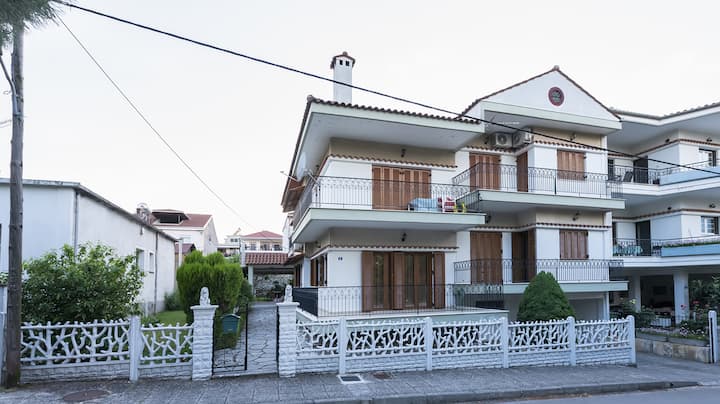 "AIWA" 1st floor apartment in a two-storey house