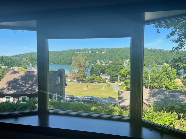 Candlewood Lake Club Vacation Rentals & Homes New Milford, CT Airbnb