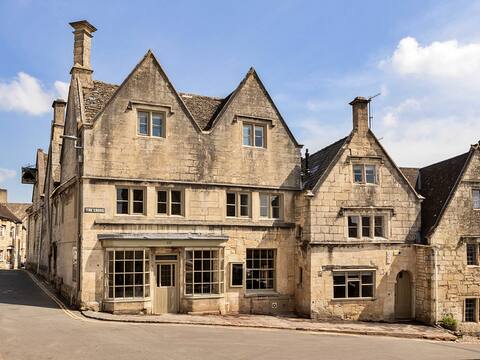 Finest Retreats | ARC Painswick