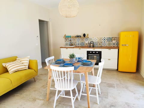 Airbnb con migliori performance: Olive e Amande Noto: 4-Bedroom House with Pool and View a Avola